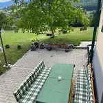 Apartment Uriges Mit Blick Auf