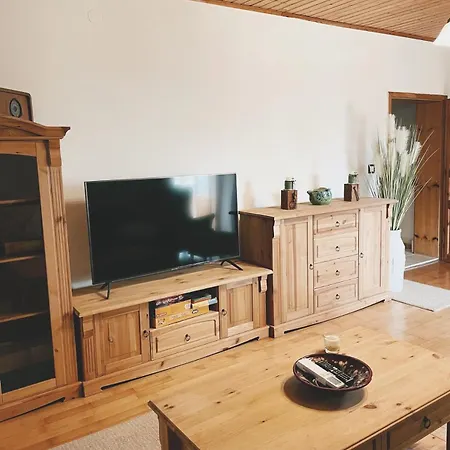 Uriges Mit Blick Auf Апартаменты