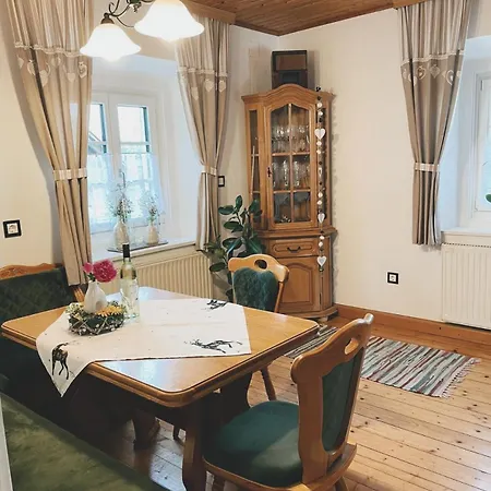 Uriges Mit Blick Auf Apartamento