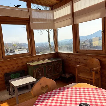 アパート Uriges Mit Blick Auf グラーツ