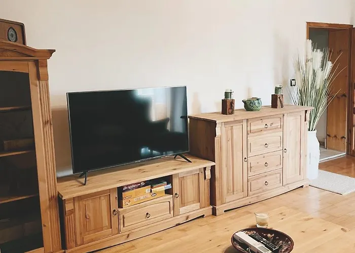 Uriges Mit Blick Auf Appartement