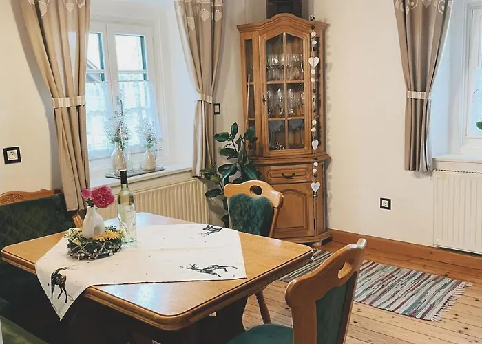 Uriges Mit Blick Auf Apartman